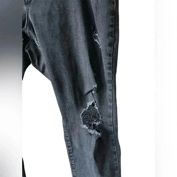 Old Navy Pop Icon Skinny Mid-Rise Jeans 18 - Picture 3 of 6